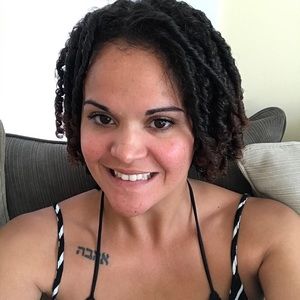 Meet your Posher, Stefanie